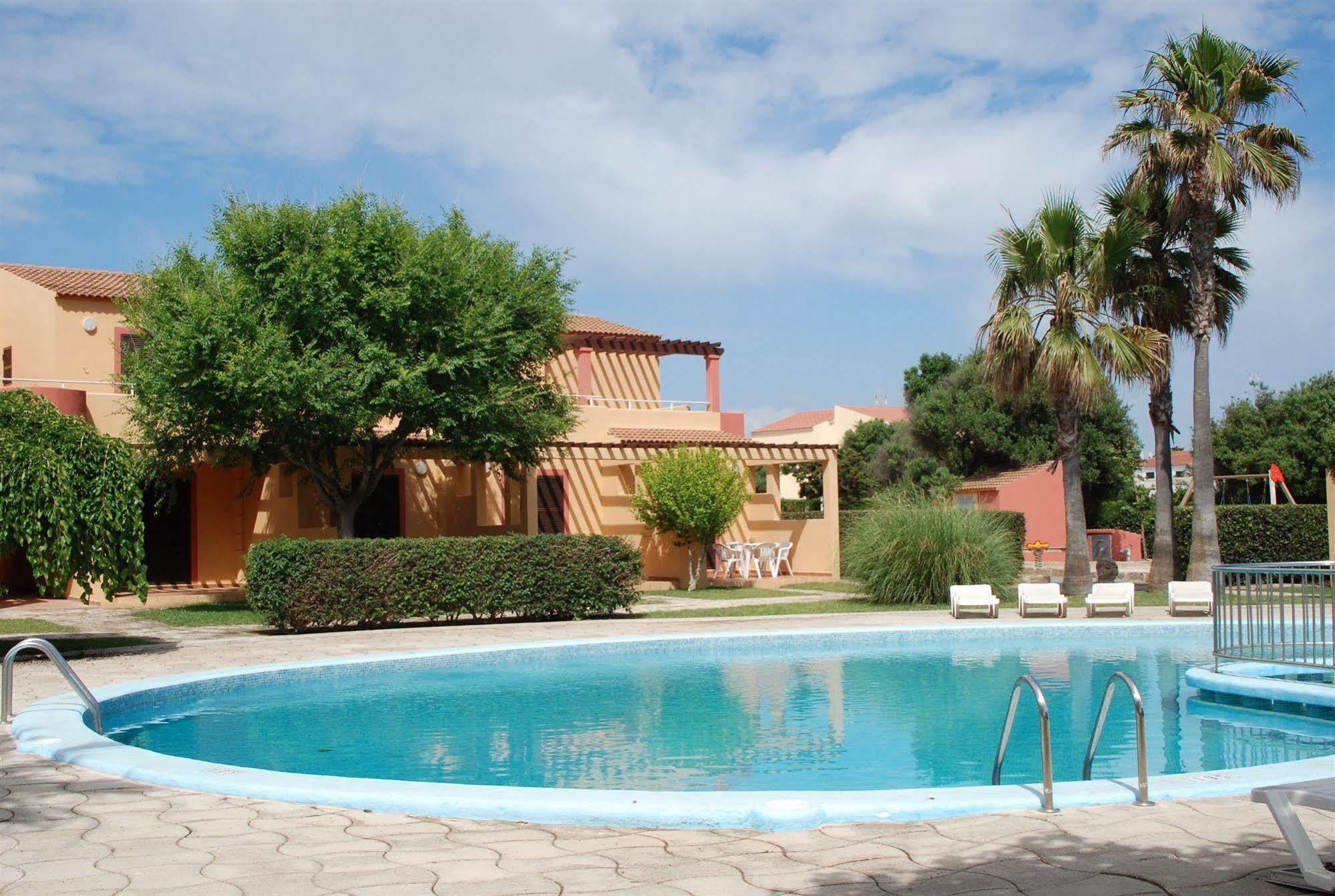 Apartamentos Ses Anneres Cala'N Blanes  Exterior photo